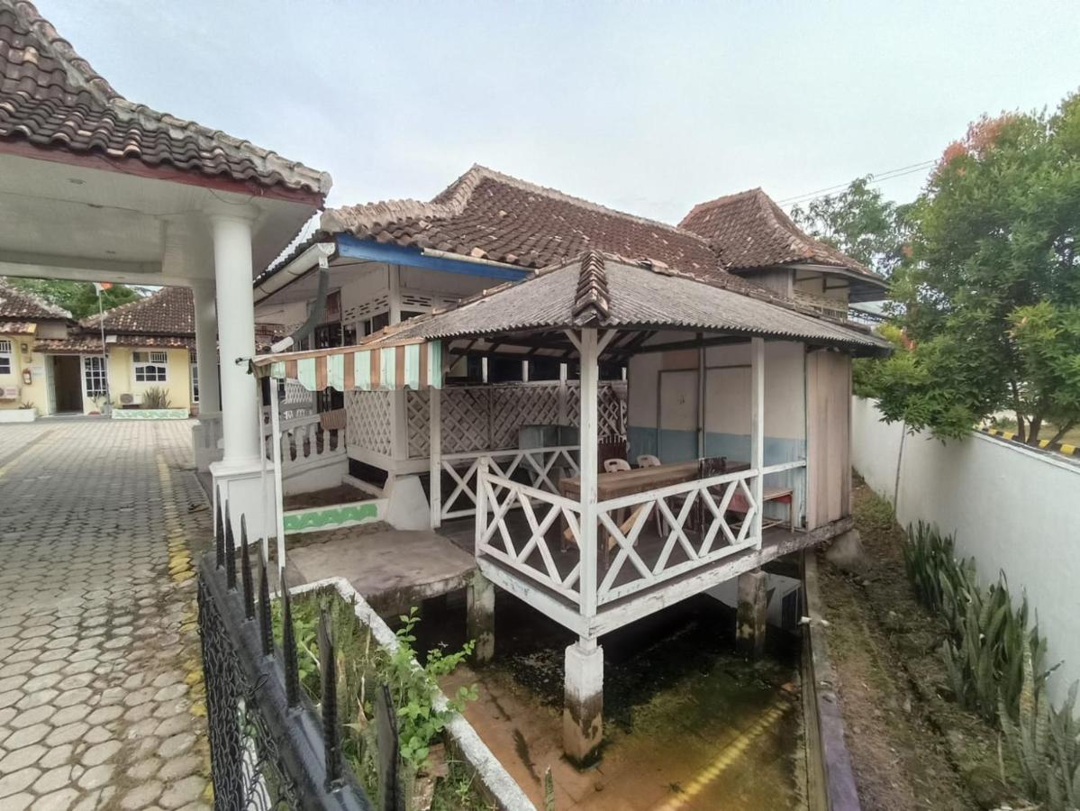 Hotel Redante 1 Baturaja  ภายนอก รูปภาพ